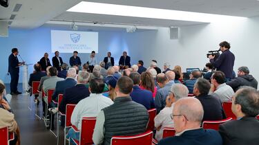 “Este Málaga volverá a ser grande cuando entronque con su esencia”