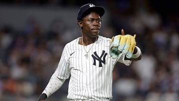 NEW YORK, NEW YORK - AUGUST 02: Jazz Chisholm Jr. #13 of the New York Yankees walks to the dugout after the sixth inning against the Toronto Blue Jays at Yankee Stadium on August 02, 2024 in New York City. Jim McIsaac/Getty Images/AFP (Photo by Jim McIsaac / GETTY IMAGES NORTH AMERICA / Getty Images via AFP)