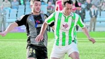 <b>UN PUNTO. </b>Arteaga fue el goleador del Córdoba el pasado sábado ante el Hércules.
