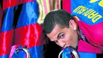 <b>LOTERÍA. </b>Del Nido desmenuzó las sorprendentes cifras que cerraron el trato para traspasar el pasado verano a Dani Alves al Barcelona.