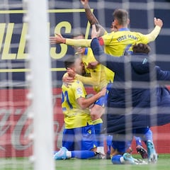 Sobrino saca al Cádiz del descenso con un gol en el 91'