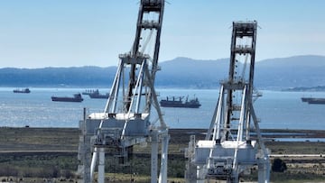 OAKLAND, CALIFORNIA - MARCH 02: In an aerial view, container ships sit idle in the San Francisco Bay just outside of the Port of Oakland  on March 02, 2023 in Oakland, California. Global ocean shipping companies are facing declines as exports slow and freight rates drop.  (Photo by Justin Sullivan/Getty Images)