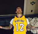El cantante de Maroon 5 quiere a Aldridge en los Lakers