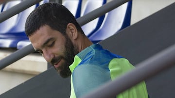 Arda Turan fit to face former club at the Vicente Calderon