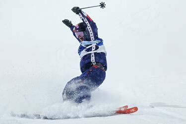 Mac Forehand, del equipo estadounidense, tras competir en la segunda manga de la final masculina de Big Air de Freeski.