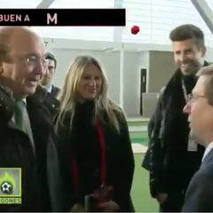 La broma de Piqué a Almeida que el alcalde de Madrid tuvo que "desmentir tajantemente" en público