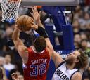Dirk Nowitzki y los Dallas Mavericks siguen vivos