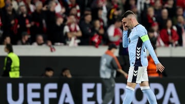 El capitán Iago Aspas, cabizbajo, a la conclusión del partido del Celta contra el Friburgo en Alemania.