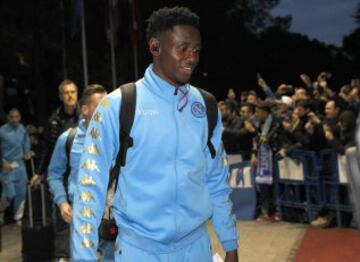 Llegada del Nápoles al hotel. Amadou Diawara.