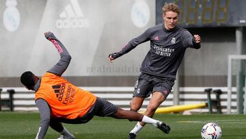 Odegaard, durante un entrenamiento del Real Madrid.