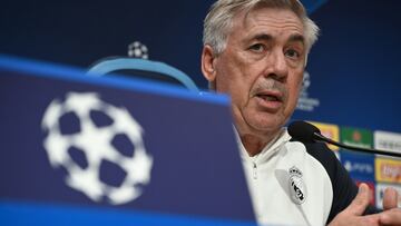 Napoli (Italy), 02/10/2023.- Real Madrid'Äôs head coach Carlo Ancelotti attends a press conference in Naples, Italy, 02 October 2023. Real Madrid will face Napoli in a UEFA Champions League group stage soccer match on 03 October 2023. (Liga de Campeones, Italia, Nápoles) EFE/EPA/CIRO FUSCO
