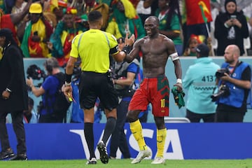 LUSAIL CITY, QATAR - DECEMBER 02: Vincent Aboubakar of Cameroon celebrates scoring a goal during the FIFA World Cup Qatar 2022 Group G match between Cameroon and Brazil at Lusail Stadium on December 2, 2022 in Lusail City, Qatar. (Photo by Pawel Andrachiewicz/PressFocus/MB Media/Getty Images)