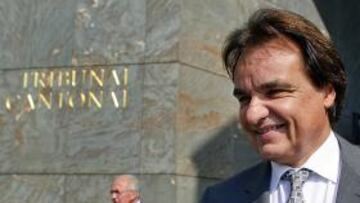 <b>CONSTANTIN. </b>El presidente del Sion, a la salida del juzgado.