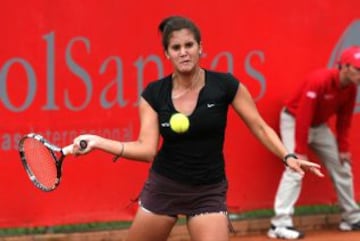 Mariana Duque es la Colombia que continua con vida en el certamen. Avanzó a segunda ronda tras vencer a Timea Babos [7] (HUN), número 89 del mundo, por 6-4, 6-7 (10) y 6-3.