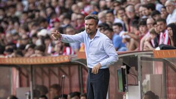 18-08-24. RUBÉN ALBÉS, EN SU PRIMER PARTIDO EN EL MOLINÓN COMO ENTRENADOR DEL SPORTING.