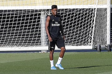 El Madrid prepara el partido en Villarreal