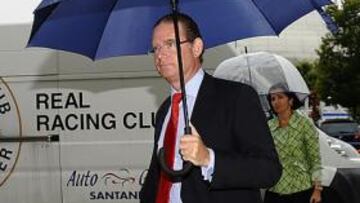 <b>CON LA QUE ESTÁ CAYENDO... </b>Alejandro Alvargonzález y sus compañeros creen que hay que tomar medidas drásticas para salvar al Racing de la liquidación.