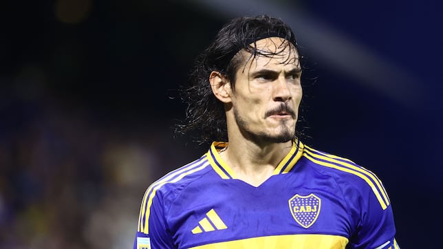 “Duele ver a Cavani así, tiene que dejarlo...”