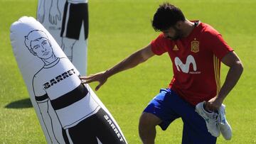 El delantero Diego Costa en la Ciudad del F&uacute;tbol.