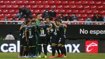 Chivas contrata ilusionista para revertir malos resultados