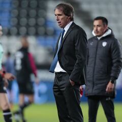 El charrúa Guillermo Almada recibe su primera goleada al frente de Pachuca