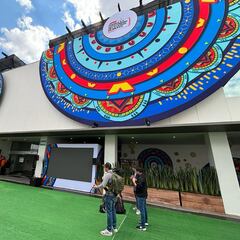 Paddock del GP de México, con modificaciones para evitar el acoso de los aficionados