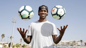 Diego Rolan, posando para una entrevista de As,