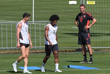 El delantero polaco del Bayern de Múnich, Robert Lewandowski, se ha entrenado esta misma mañana con el equipo bávaro en plenos rumores de su fichaje por el Barcelona.