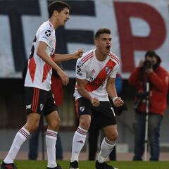 Santos Borré anota gol en triunfo de River Plate sobre Lanús