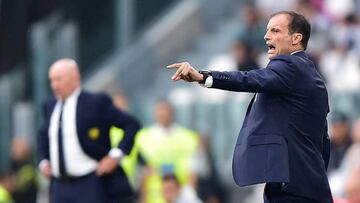 Allegri durante un encunetro del Juventus en la Serie A italiana