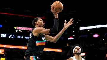 Los Spurs de Wembanyama, del cielo al infierno