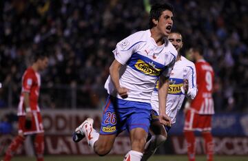 En ese tiempo aún se llamaba Enzo Andía y debutó en la UC en el año 2011.