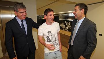 19/05/14 BARCELONA ACTO DE RENOVACION MEJORA DE CONTRATO DE LEO MESSI EN LAS OFICINAS CON JOSEP MARIA BARTOMEU PRESIDENTE
FOTO:FC.BARCELONA