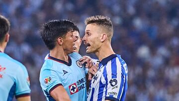 Angel Sepulveda of Cruz Azul and Sergio Canals of Monterrey during the Semifinals first leg match between Monterrey and Cruz Azul as part of the Torneo Clausura 2024 Liga BBVA MX at BBVA Bancomer Stadium on May 16, 2024 in Monterrey, Nuevo Leon, Mexico.