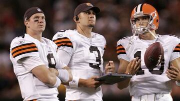 Charlie Frye, Derek Anderson y Brady Quinn, olvidados y olvidables QBs de los Cleveland Browns.