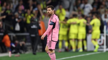 NASHVILLE, TENNESSEE - MARCH 07: Lionel Messi #10 of Inter Miami CF reacts after a goal by Jacob Shaffelburg #14 of Nashville SC during the first half of the Concacaf Champions Cup Leg One Round of 16 match at GEODIS Park on March 07, 2024 in Nashville, Tennessee.   Donald Page/Getty Images/AFP (Photo by Donald Page / GETTY IMAGES NORTH AMERICA / Getty Images via AFP)