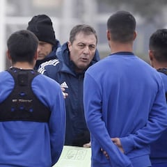 Kudelka respalda a Pinilla, pero evita las polémicas en la U