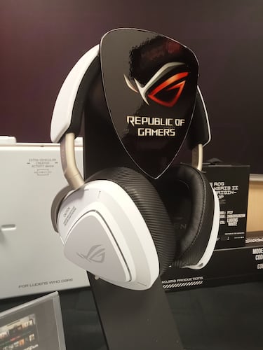 ASUS ROG Flow Z13 Kojima Productions