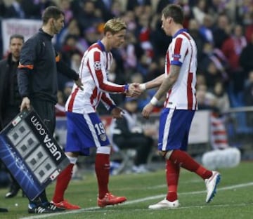 Cambio. Fernando Torres por Mandzukic.