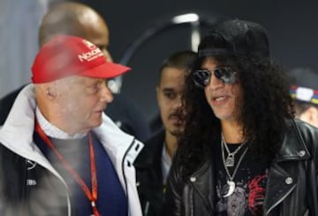Niki Lauda y Slash, miembro del grupo musical Guns and Roses.