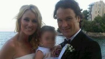 <strong>CARLOS MOYÁ COLGÓ 'LA PRUEBA'.</strong>