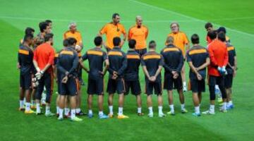 Entrenamiento del Real Madrid en Estambul, previo al partido de Champions contra el Galatasaray en el Ali Sami Yen Arena