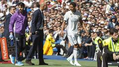 Varane se retiró lesionado a los 10' el día de su reaparición
