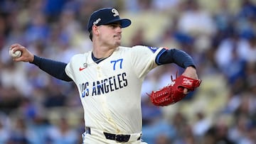 LOS ANGELES, CALIFORNIA - AUGUST 10: River Ryan #77 of the Los Angeles Dodgers pitches against the Pittsburgh Pirates during the fourth inning at Dodger Stadium on August 10, 2024 in Los Angeles, California. Orlando Ramirez/Getty Images/AFP (Photo by Orlando Ramirez / GETTY IMAGES NORTH AMERICA / Getty Images via AFP)