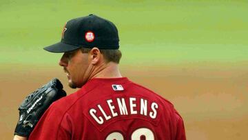 BEISBOL LIGAS MAYORES SERIE DE PRIMAVERA 2004
MEXSPORT DIGITAL IMAGE
13 March 2004: Action photo of Roger Clemens of the Houston Astros, during the preseason game Serie de Primavera held at the Foro Sol of Mexico City against the Florida Marlins./Foto de accion de Roger Clemens de los Astros de Houston, durante el juego de pretemporada Serie de Primavera celebrado en el Foro Sol de la ciudad de Mexico en contra de los Marlines de Florida. MEXSPORT/FRANCISCO VEGA
