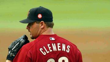 BEISBOL LIGAS MAYORES SERIE DE PRIMAVERA 2004
MEXSPORT DIGITAL IMAGE
13 March 2004:  Action photo of Roger Clemens of the Houston Astros, during the preseason game Serie de Primavera held at the Foro Sol of Mexico City against the Florida Marlins./Foto de accion de Roger Clemens de los Astros de Houston, durante el juego de pretemporada Serie de Primavera celebrado en el Foro Sol de la ciudad de Mexico en contra de los Marlines de Florida. MEXSPORT/FRANCISCO VEGA