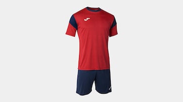 Entrena cómodo en verano con este conjunto deportivo Joma para hombre