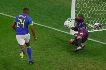 Brasil B pensó demasiado en Corea