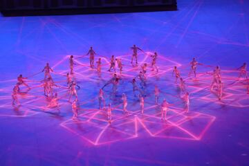 Espectacular ceremonia por parte de los japoneses para darle la bienvenida oficial a esta versión de los Juegos Olímpicos de Tokio 2020 antes de que las delegaciones desfilaran por el estadio Nacional de la capital japonesa.