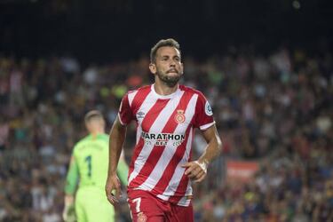 André Silva y Stuani aceptan el pulso de Messi por el pichichi
